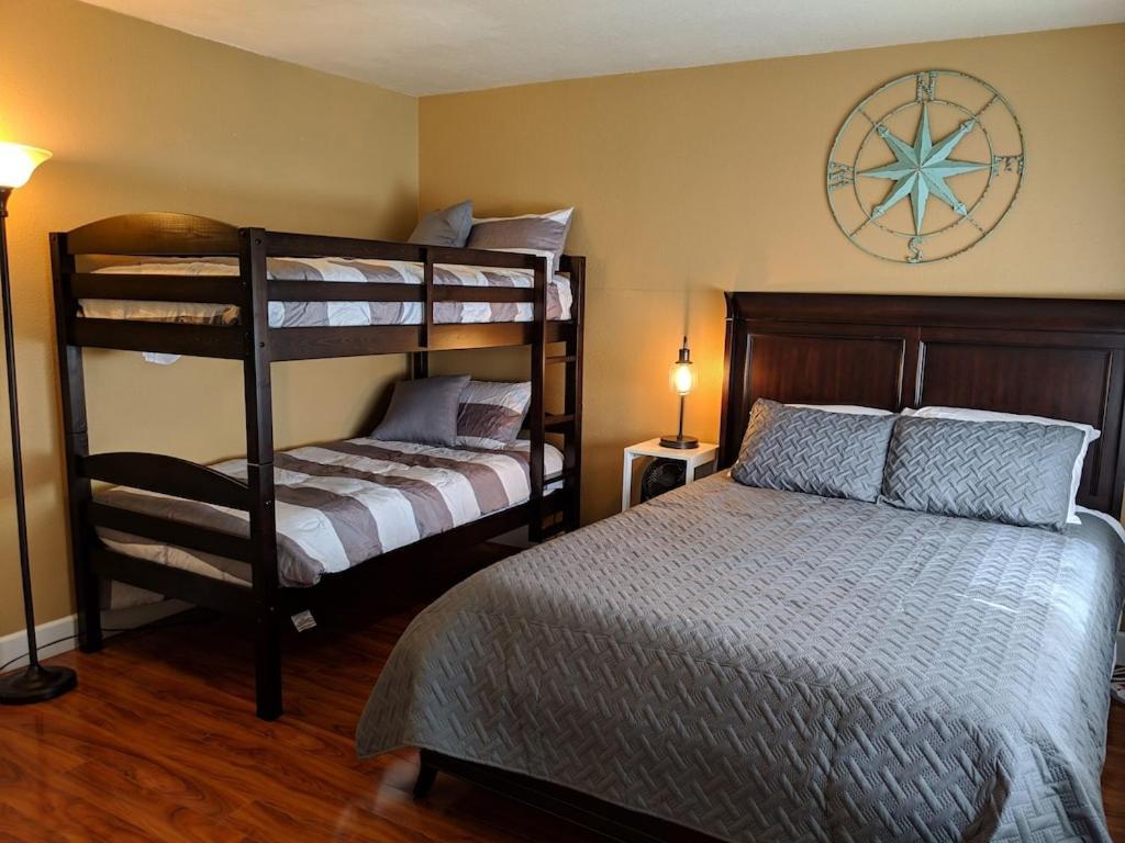 Next To Lake, Pool, 10 Acre Park, 1 Mile To Town, Best Prices Chelan Exterior foto